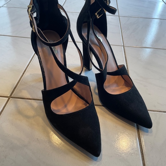 Mix No 6 pumps - Picture 2 of 4